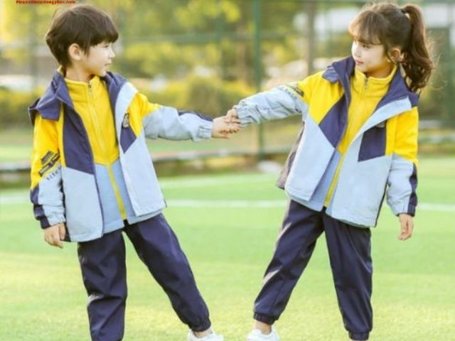 Áo khoác đồng phục học sinh