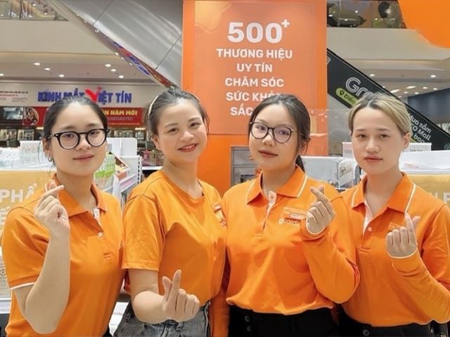 Việc thiết kế áo thun theo bộ màu sắc riêng theo yêu cầu cấp trên và thương hiệu có ý nghĩa quan trọng