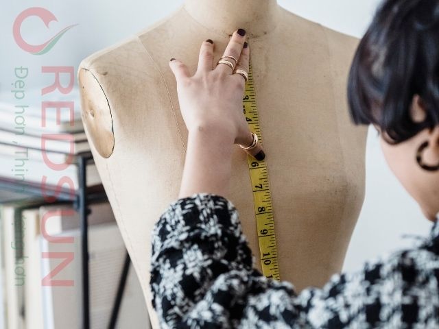 Lưu Ý Khi Chọn Size Áo Thun Đồng Phục Ngân Hàng