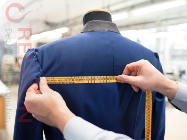 Để chọn size đúng nhất, bạn nên thực hiện đo một số chỉ số cơ thể