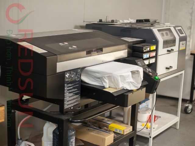 Cam Kết Về Độ Bền Màu Và Độ Bền Của In Ấn logo