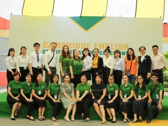 Khách hàng cần kiểm tra hàng ngay khi nhận và phản hồi trong vòng 7 ngày nếu có lỗi.