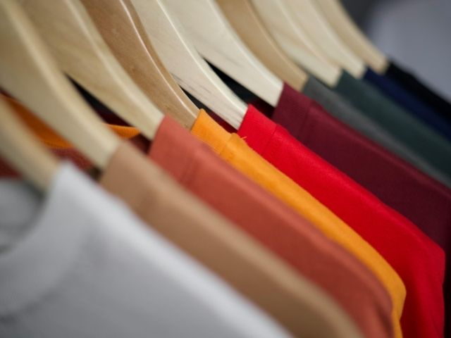 Chọn form áo phù hợp