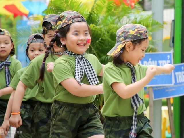 Đặc điểm của áo thun đồng phục học sinh