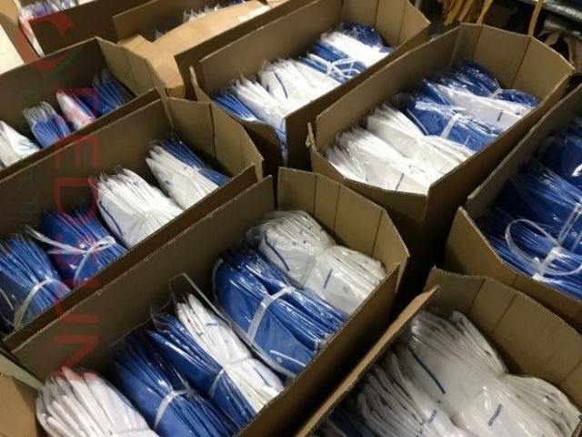 Đồng phục sẽ được đóng gói cẩn thận, theo từng bộ hoặc theo yêu cầu của khách hàng