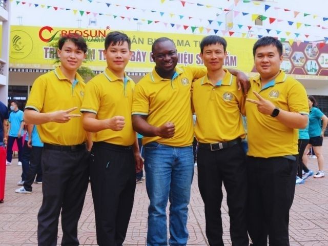 Áo thun đồng phục học sinh, sinh viên, giáo viên.