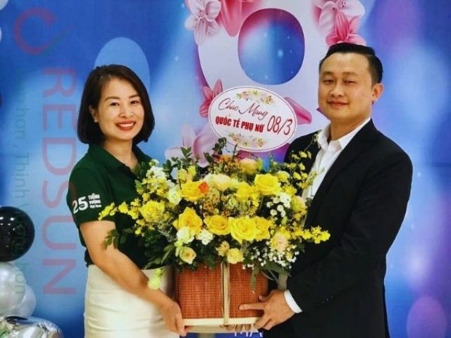 Vải thun mềm mại, có độ co giãn tốt và thoáng khí.