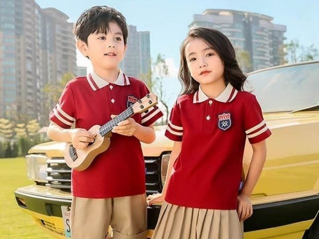 Không nên chọn giá quá rẻ vì có thể vải kém chất lượng, dễ xù lông, nhanh bai dão