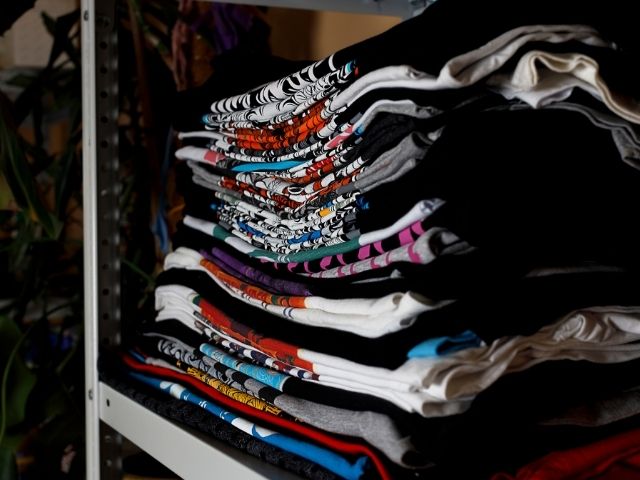 Tùy chỉnh thiết kế linh hoạt: Khách hàng có thể yêu cầu in theo thiết kế riêng