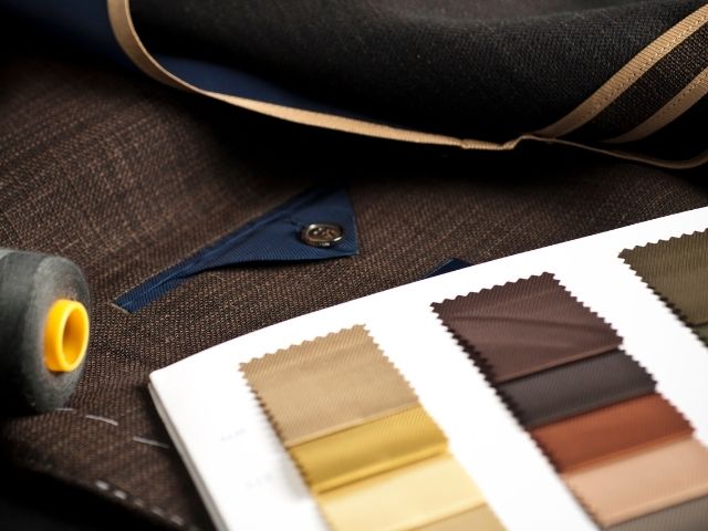 Lựa chọn chất liệu vải phù hợp