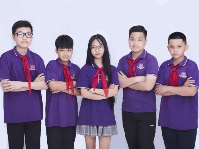 Áo thun đồng phục màu tím của ngan hàng TP bank