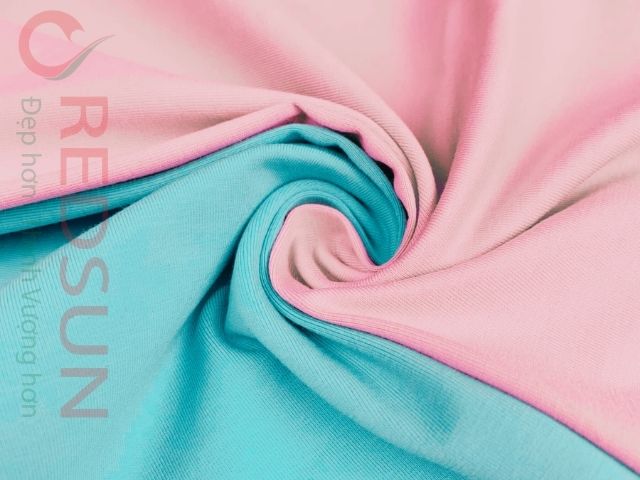 Yếu tố ảnh hưởng đến giá may áo thun đồng phục