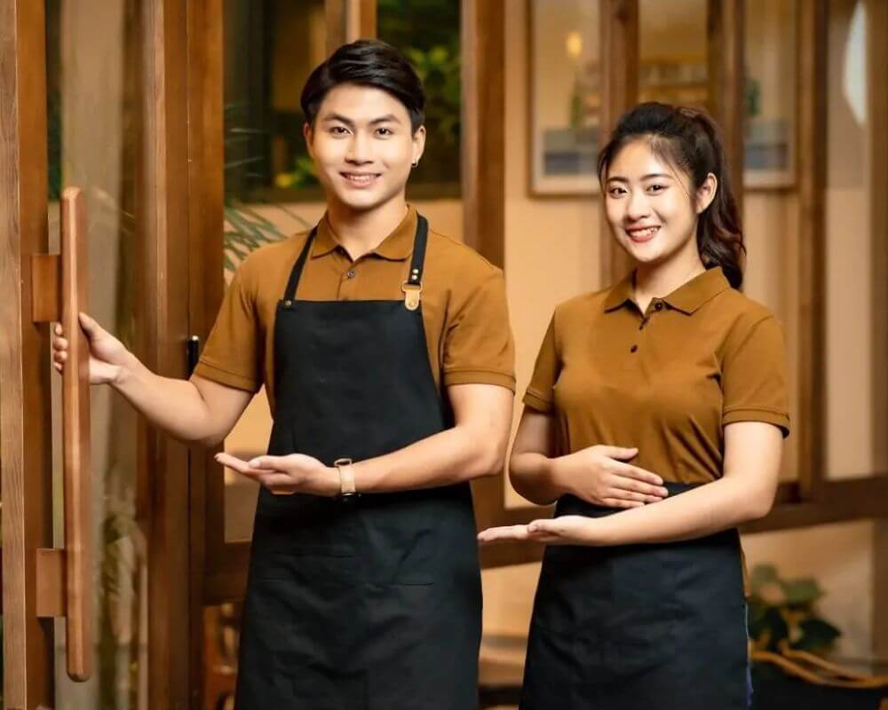 may-ao-thun-dong-phuc-nha-hang-tai-quan-5