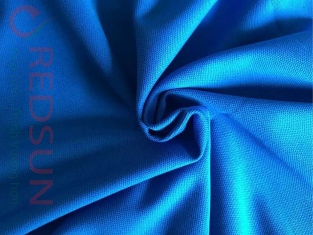 Chất vải sang trọng, phù hợp đồng phục công ty, nhà hàng, khách sạn.