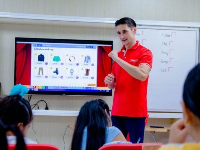 Hạn chế các chi tiết cầu kỳ không cần thiết.