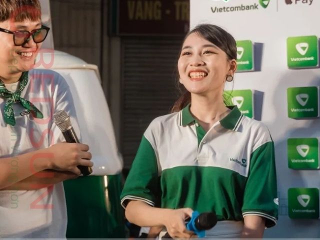 Tại sao nên chọn may áo thun đồng phục ngân hàng cao cấp