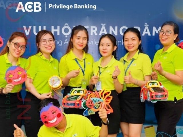 Đồng phục giúp nhân viên cảm thấy mình là một phần của tập thể, tăng tinh thần đoàn kết