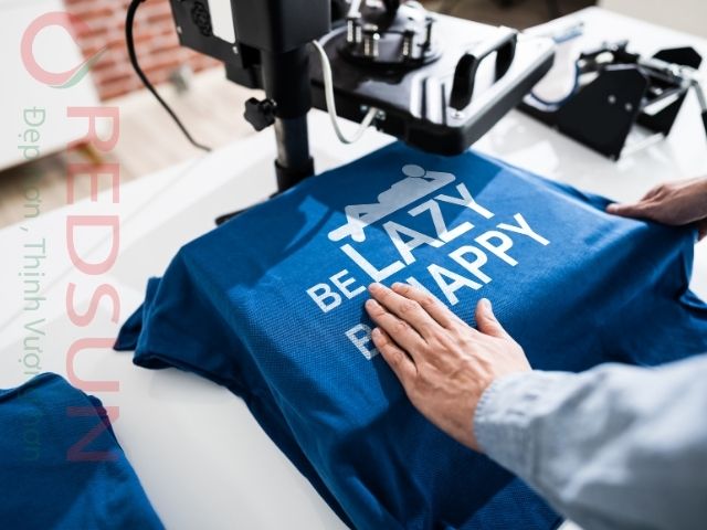 Nên chọn nhà cung cấp có kinh nghiệm, xưởng may trực tiếp để đảm bảo giá tốt