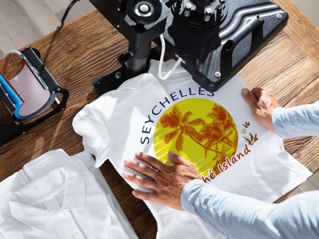 Công nghệ in 3D, đặc biệt là các phương pháp như in UV hay in decal, cho hình ảnh rõ nét