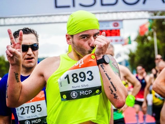 Ứng dụng của áo thun ba lỗ đồng phục