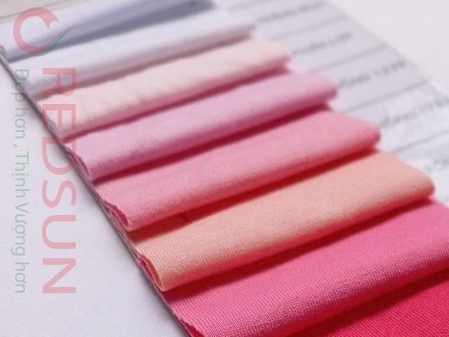 Mùa đông miền Bắc nhiệt độ có thể xuống dưới 10°C, nên cần vải có độ dày vừa phải