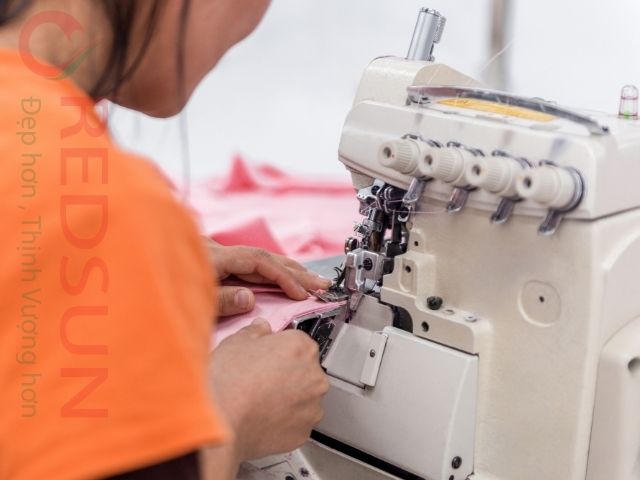 Xưởng may áo thun đồng phục mầm non