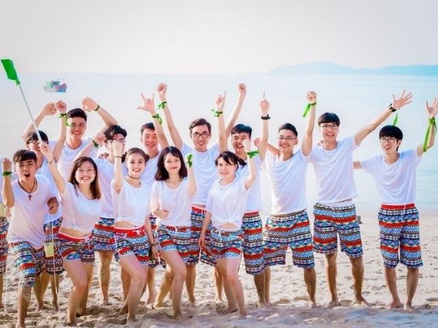 Đặt may đồng phục teambuilding cho doanh nghiệp không bắt buộc nhưng rất cần thiết